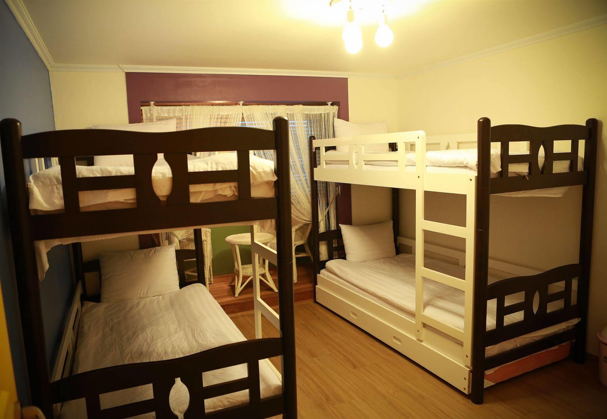 Moon Hostel ソウル特別市 エクステリア 写真