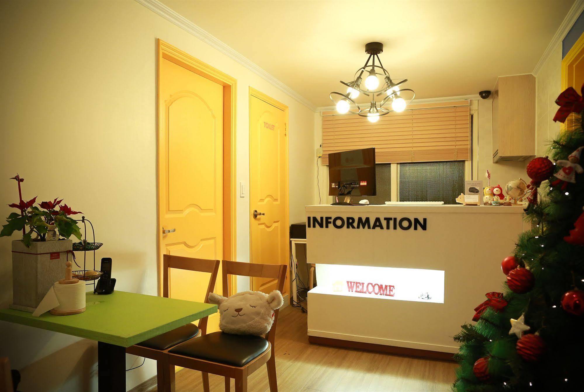 Moon Hostel ソウル特別市 エクステリア 写真