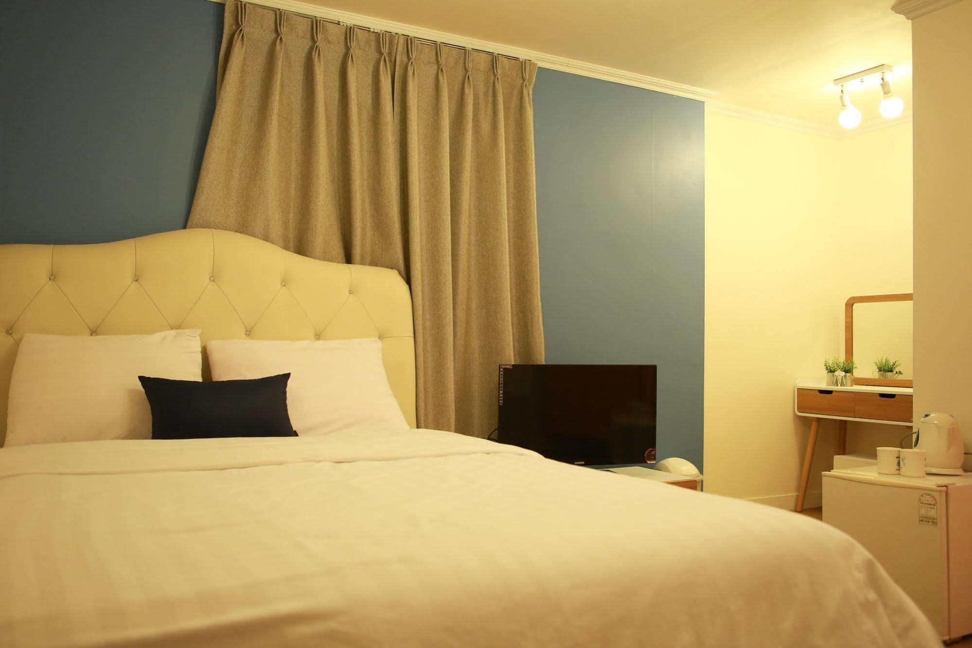 Moon Hostel ソウル特別市 エクステリア 写真